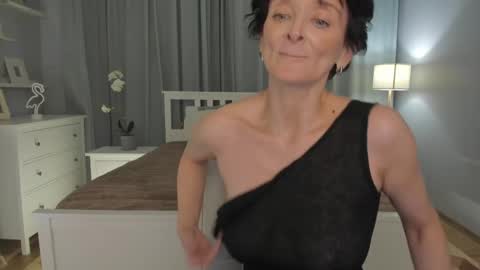 Simona  online show from 02.12.25