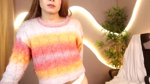 simone_sky online show from 02.10.26