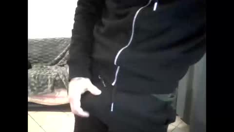 Snapshot of simoninside25 chatting on 11.19.25 simoninside25 online show from 11.19.25