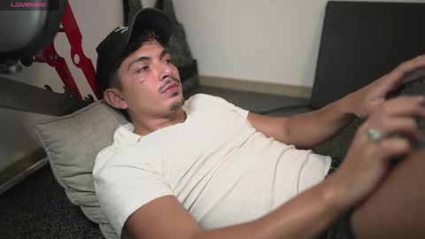 SIMOON online show from 01.15.25