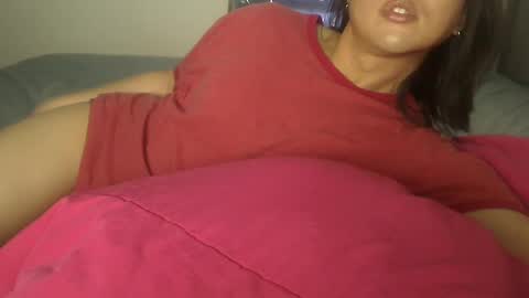 Snapshot of simple887 chatting on 12.14.24 simple887 online show from 12.14.24