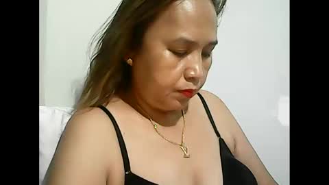 Carolyn online show from 11.20.25