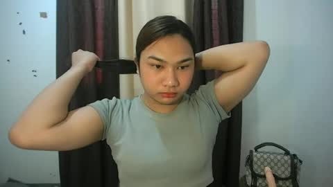 Snapshot of simply_francine chatting on 06.17.26 simply francine online show from 06.17.26