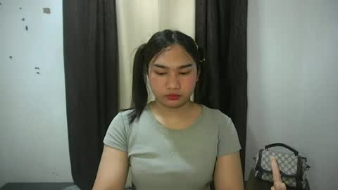 Snapshot of simply_francine chatting on 07.06.26 simply francine online show from 07.06.26