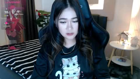 Snapshot of simplykhate chatting on 11.11.25 Adrianna Fowler online show from 11.11.25