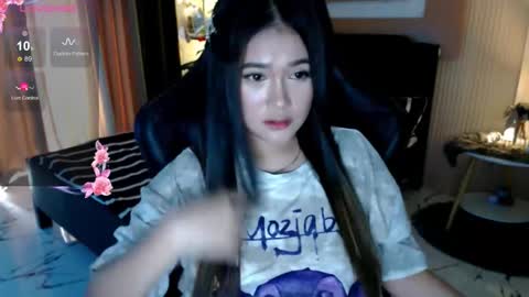 Adrianna Fowler online show from 02.06.26