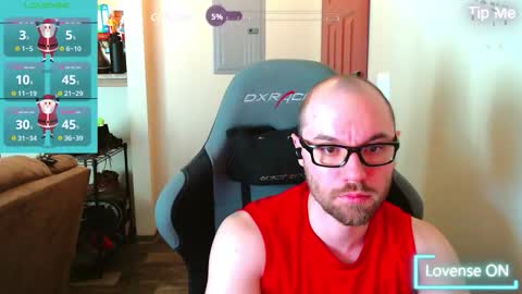 Snapshot of sin_lord chatting on 12.19.25 Husky Dad online show from 12.19.25