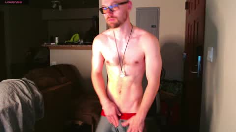 Snapshot of sin_lord chatting on 04.11.26 Husky Dad online show from 04.11.26