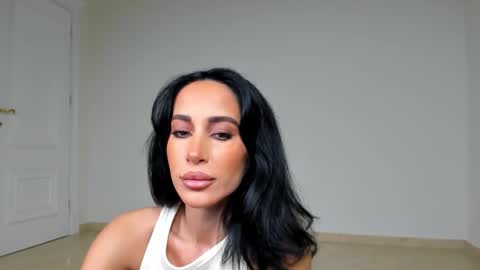 Snapshot of sincerelyc chatting on 10.20.25 C online show from 10.20.25