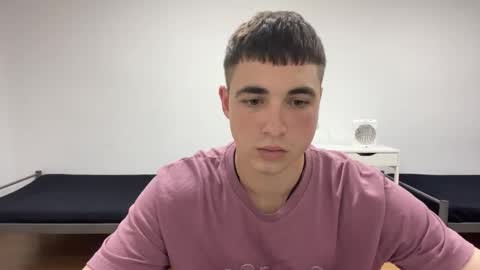 Snapshot of sinnglesexsex chatting on 10.07.25 Dan online show from 10.07.25