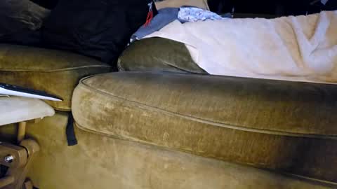 Snapshot of sinseason chatting on 02.15.25 Sinseason online show from 02.15.25