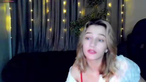 Sinty Noria online show from 02.26.25