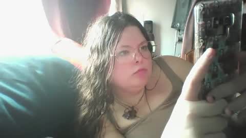 Snapshot of siofra chatting on 03.02.25 Siofra online show from 03.02.25