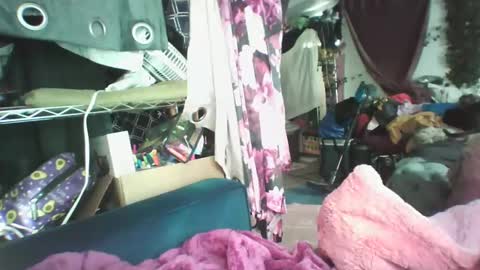 Snapshot of siofra chatting on 03.07.25 Siofra online show from 03.07.25