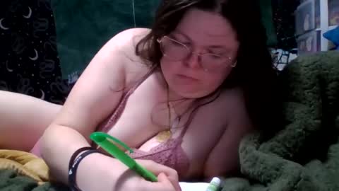 Snapshot of siofra chatting on 09.12.25 Siofra online show from 09.12.25