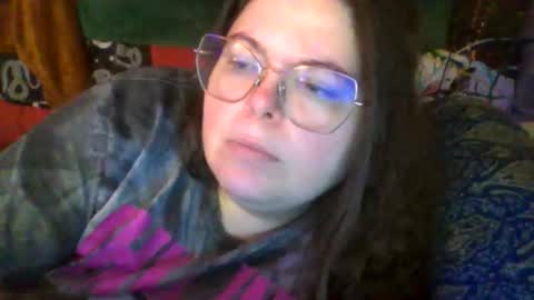 Snapshot of siofra chatting on 10.23.25 Siofra online show from 10.23.25