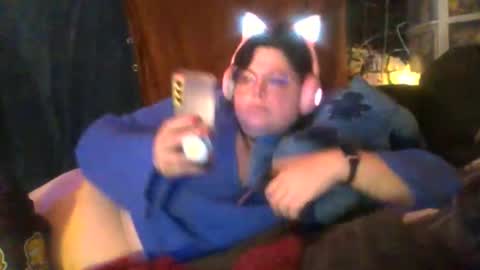 Snapshot of siofra chatting on 11.26.25 Siofra online show from 11.26.25