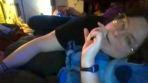 Snapshot of siofra chatting on 11.30.25 Siofra online show from 11.30.25