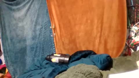 Snapshot of siofra chatting on 12.03.25 Siofra online show from 12.03.25