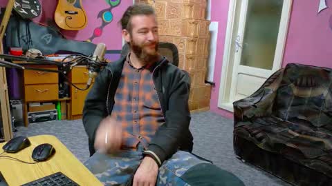 I am The Fourth and only Sir. Pelo online show from 12.04.25