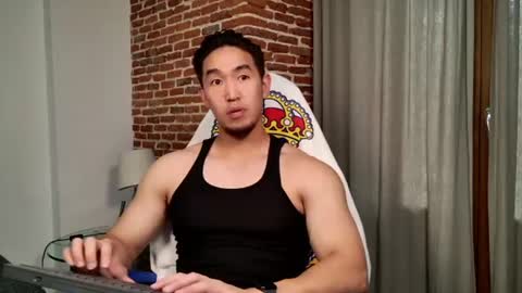 Snapshot of sir_teo chatting on 06.19.26 SIR TEO online show from 06.19.26
