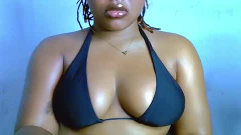 Snapshot of siren_xoxo chatting on 11.01.25 Siren XOXO online show from 11.01.25