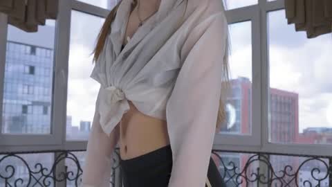 Snapshot of sirevelle chatting on 04.11.26 Eda online show from 04.11.26