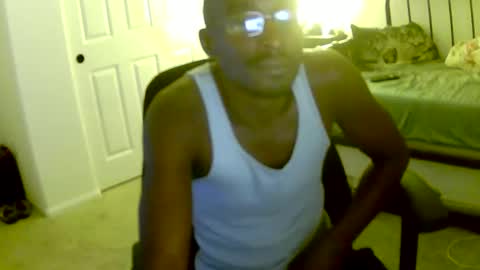 Snapshot of sirnose60 chatting on 09.10.25 sirnose60 online show from 09.10.25