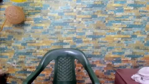 Snapshot of sirryant chatting on 12.26.24 SIR RYANT online show from 12.26.24