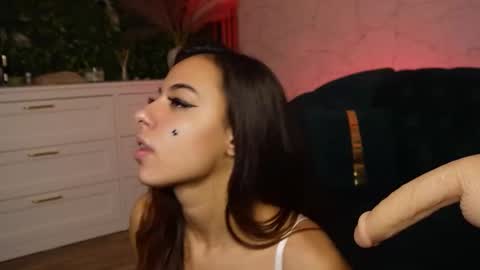 Dee online show from 11.28.25