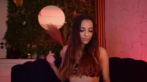 Dee online show from 04.03.26