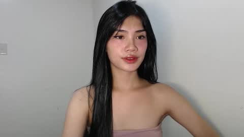 Snapshot of sissy_aljane chatting on 11.16.25 Aljane online show from 11.16.25