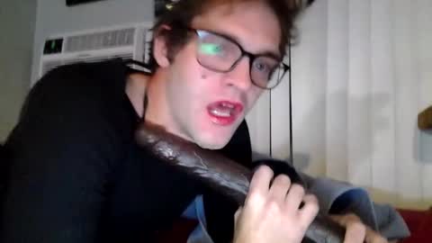 Snapshot of sissyemmalauren chatting on 10.16.25 sissyemmalauren online show from 10.16.25