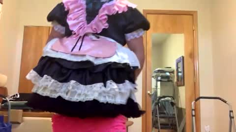Snapshot of sissymaid_katielynne chatting on 09.11.25 sissymaid_katielynne online show from 09.11.25