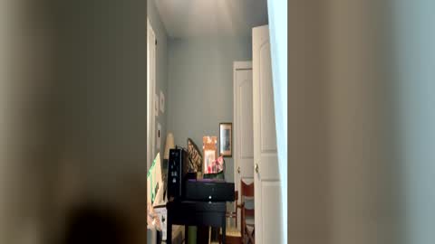 Snapshot of sissymaid_katielynne chatting on 06.21.26 sissymaid_katielynne online show from 06.21.26