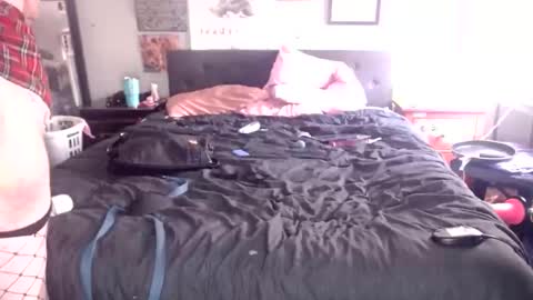 Snapshot of sissyslutliana69 chatting on 05.19.26 sissyslutliana69 online show from 05.19.26