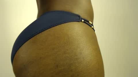 Snapshot of sizzly_ass chatting on 07.10.26 sizzly_ass online show from 07.10.26