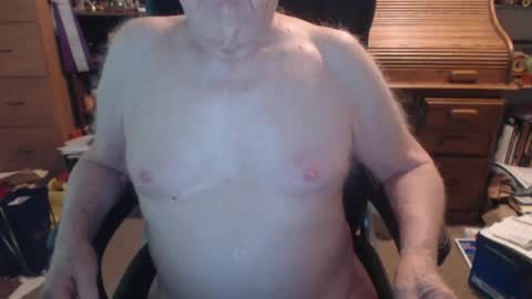 Snapshot of sjbottomboi chatting on 07.10.26 sjbottomboi online show from 07.10.26