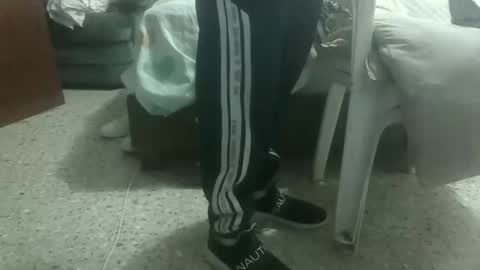 Snapshot of skanky_little_dolls chatting on 10.04.25 skanky_little_dolls online show from 10.04.25