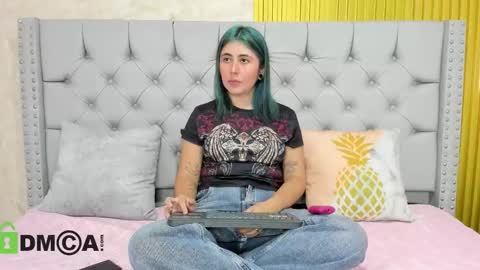 Skarlet online show from 11.28.25