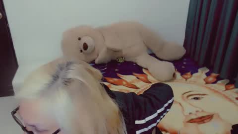 Arlett online show from 03.13.26