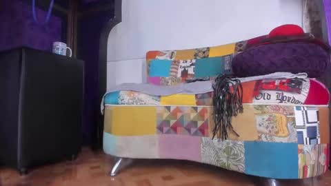 skarlettbarnes online show from 04.29.26