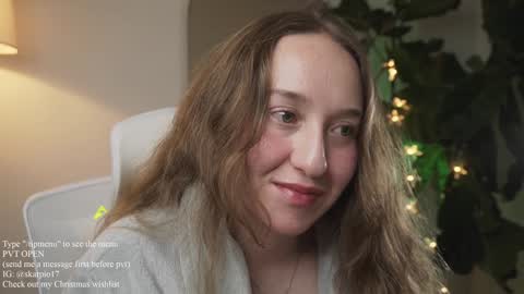 Im Scarlett  ONLINE  5pm-10pm NYC time  online show from 12.20.24