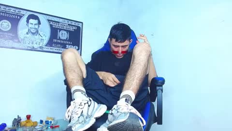 skinny marked online show from 12.02.24