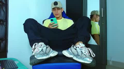 skinny marked online show from 12.25.24