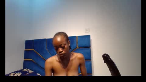 skinnyasssexyboobs online show from 12.22.25