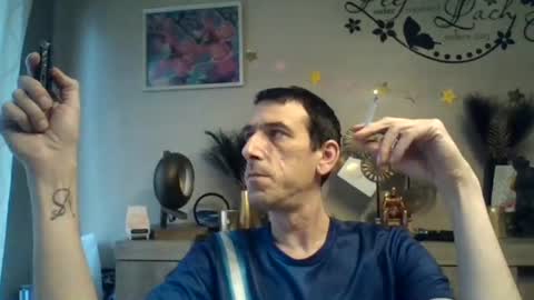 SkinnyBigCock2 online show from 01.04.25