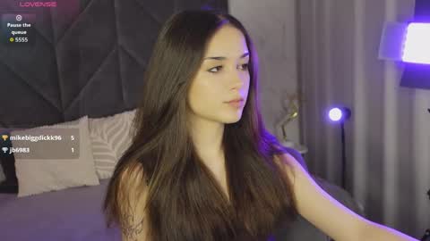 Snapshot of skinnyellie chatting on 05.09.26 Ellie online show from 05.09.26