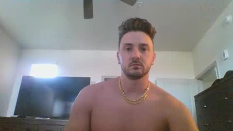 Snapshot of skinnyguylongdick1 chatting on 12.01.24 skinnyguylongdick1 online show from 12.01.24