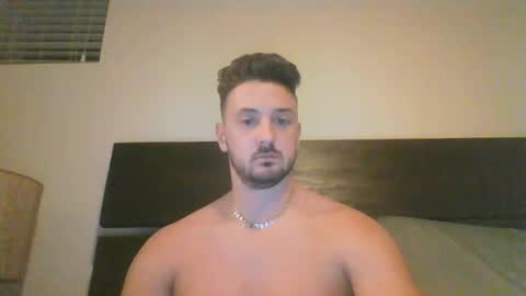 Snapshot of skinnyguylongdick1 chatting on 02.12.25 skinnyguylongdick1 online show from 02.12.25